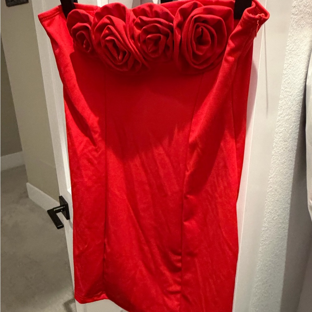 Elegant Red Floral Women's strapless dress